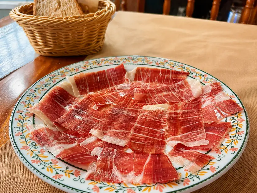 Jamón ibérico de Jabugo en Bodeguita La Mantilla, Punta Umbría